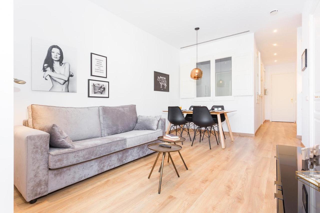 Cozy Apartment Close To Passeig De Gracia Barcelona Eksteriør bilde