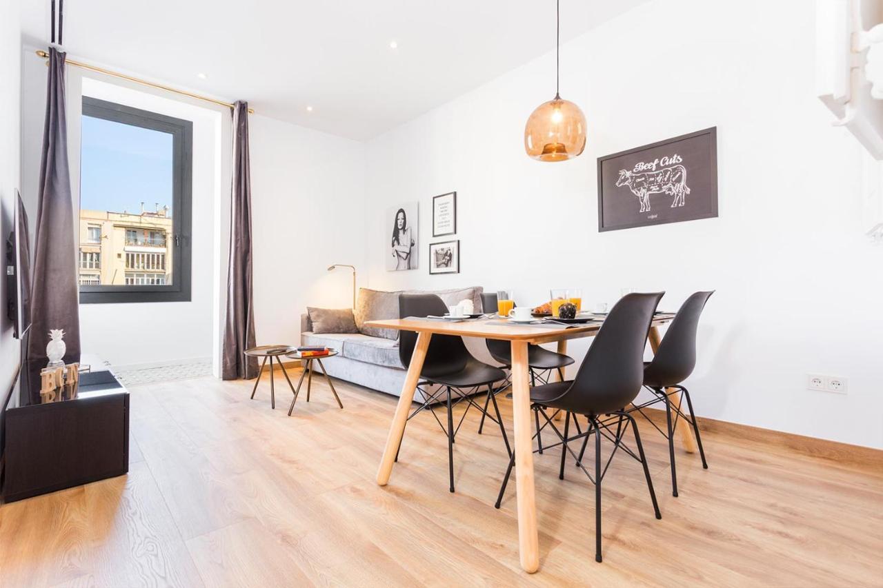 Cozy Apartment Close To Passeig De Gracia Barcelona Eksteriør bilde